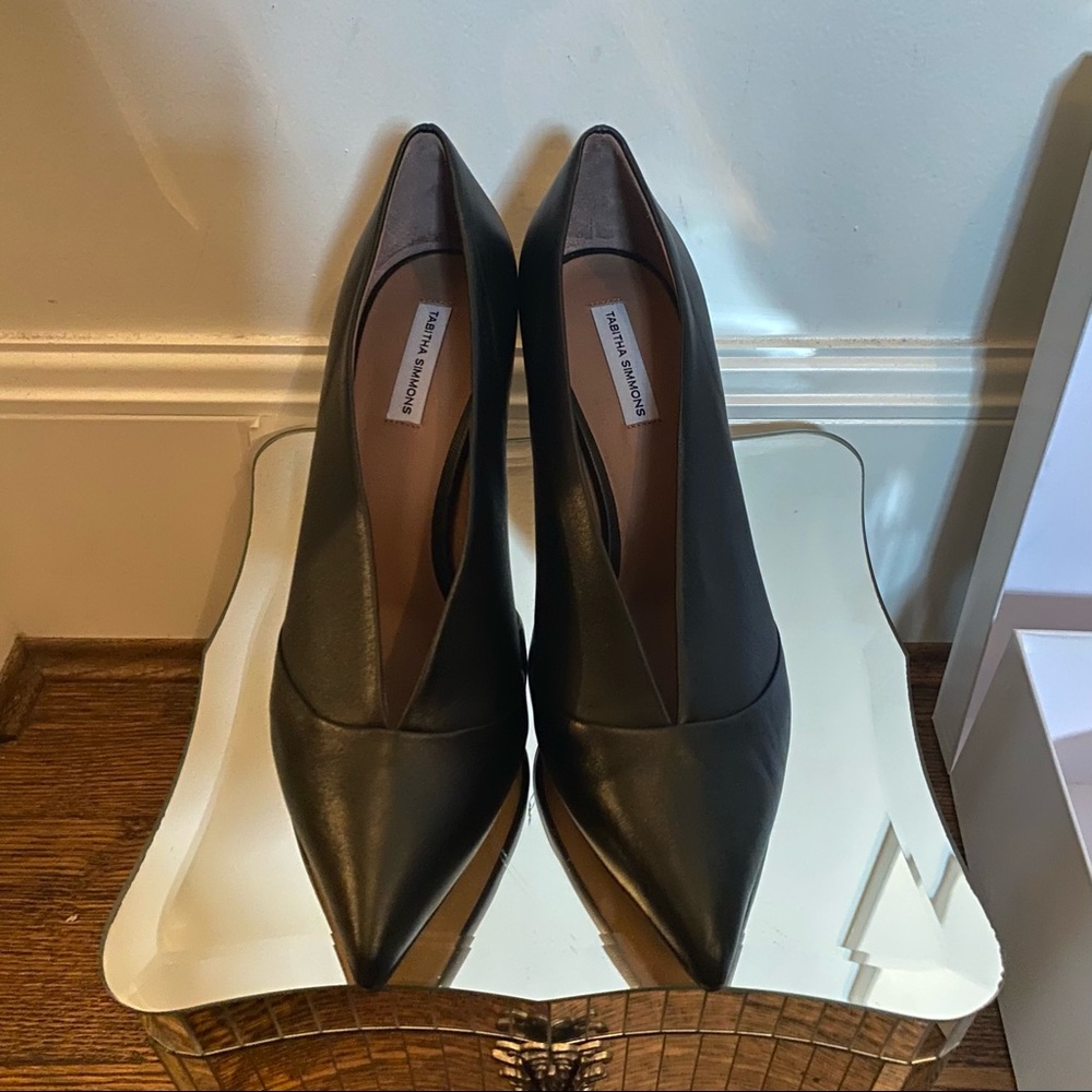 Tabitha Simmons Black Leather Pointed Pumps Size 37